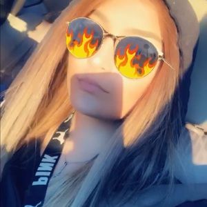 Meet your Posher, Bianca